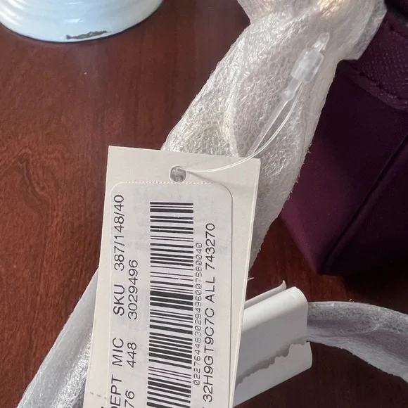 NWT Michael Kors Burgundy Crossbody Bag with Gold Accents - Picture 2 of 8